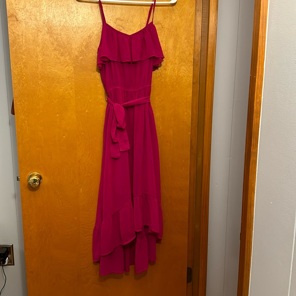 High low dress with matching belt
